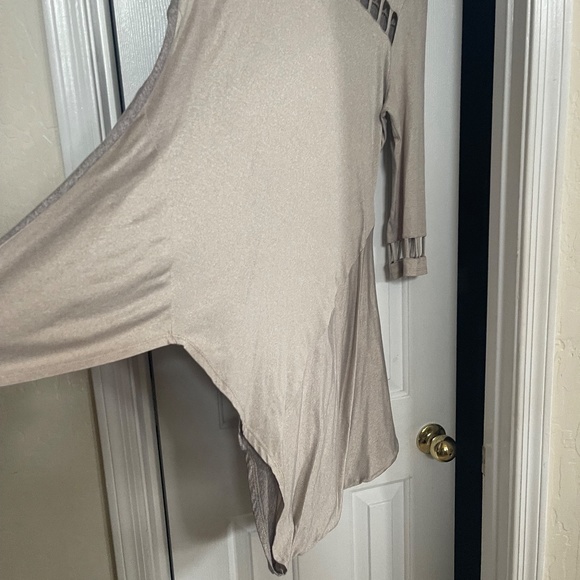 IC Collection by Connie K Beige/Tan Top SZ XL - Picture 5 of 10